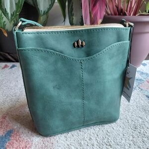Portland Leather Surf Green Cyrpess Crossbody Bag - NWT 🦄 Discontinued Color